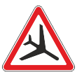 Дорожный знак 1.30 «Низколетящие самолеты» (металл 0,8 мм, I типоразмер: сторона 700 мм, С/О пленка: тип А коммерческая)